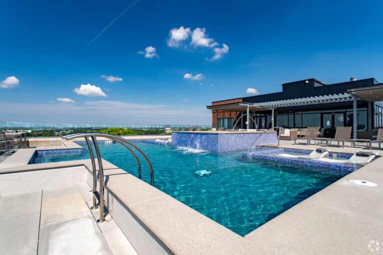 hubbardparkplacecolumbusohpool_007 Shehan Pools