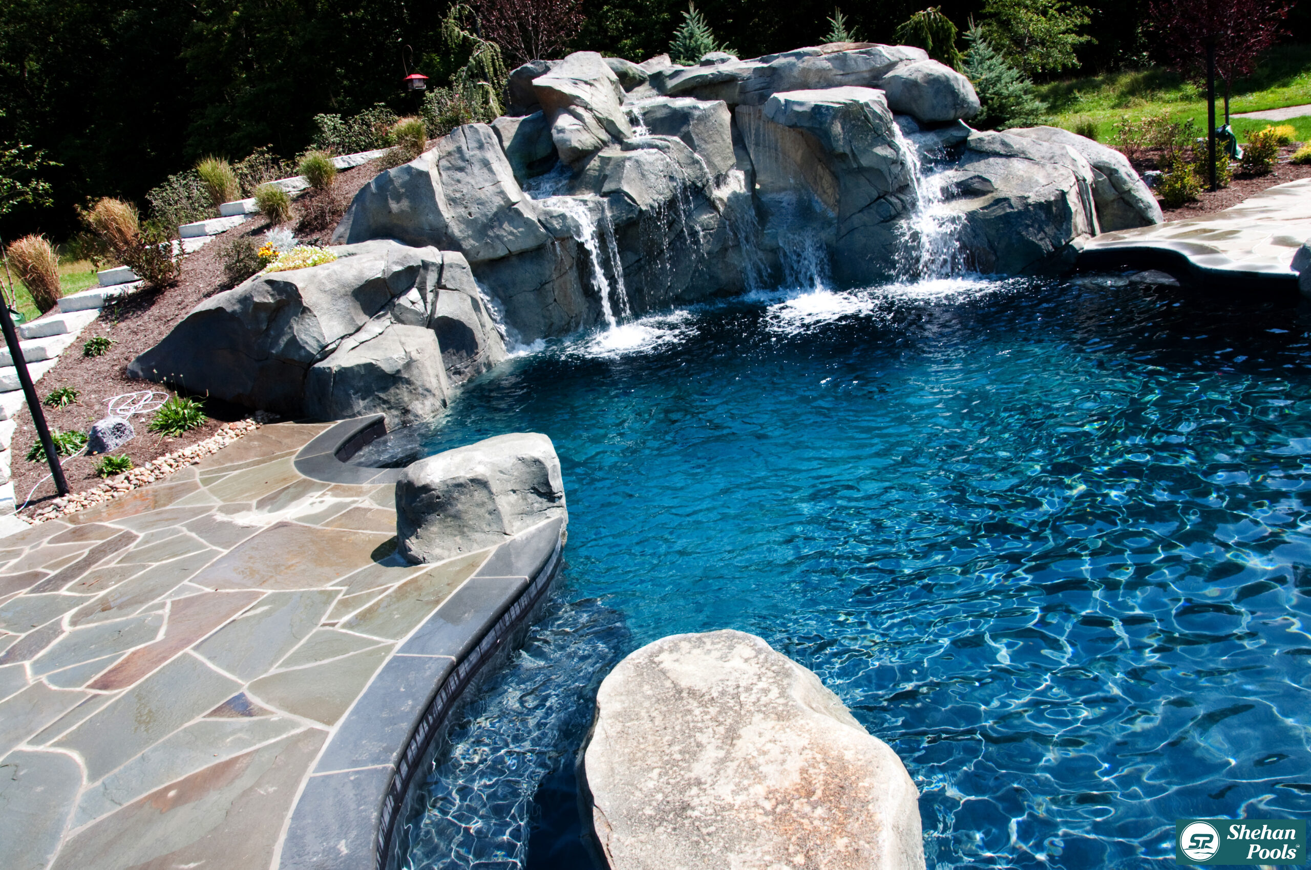 Swim-up Bar